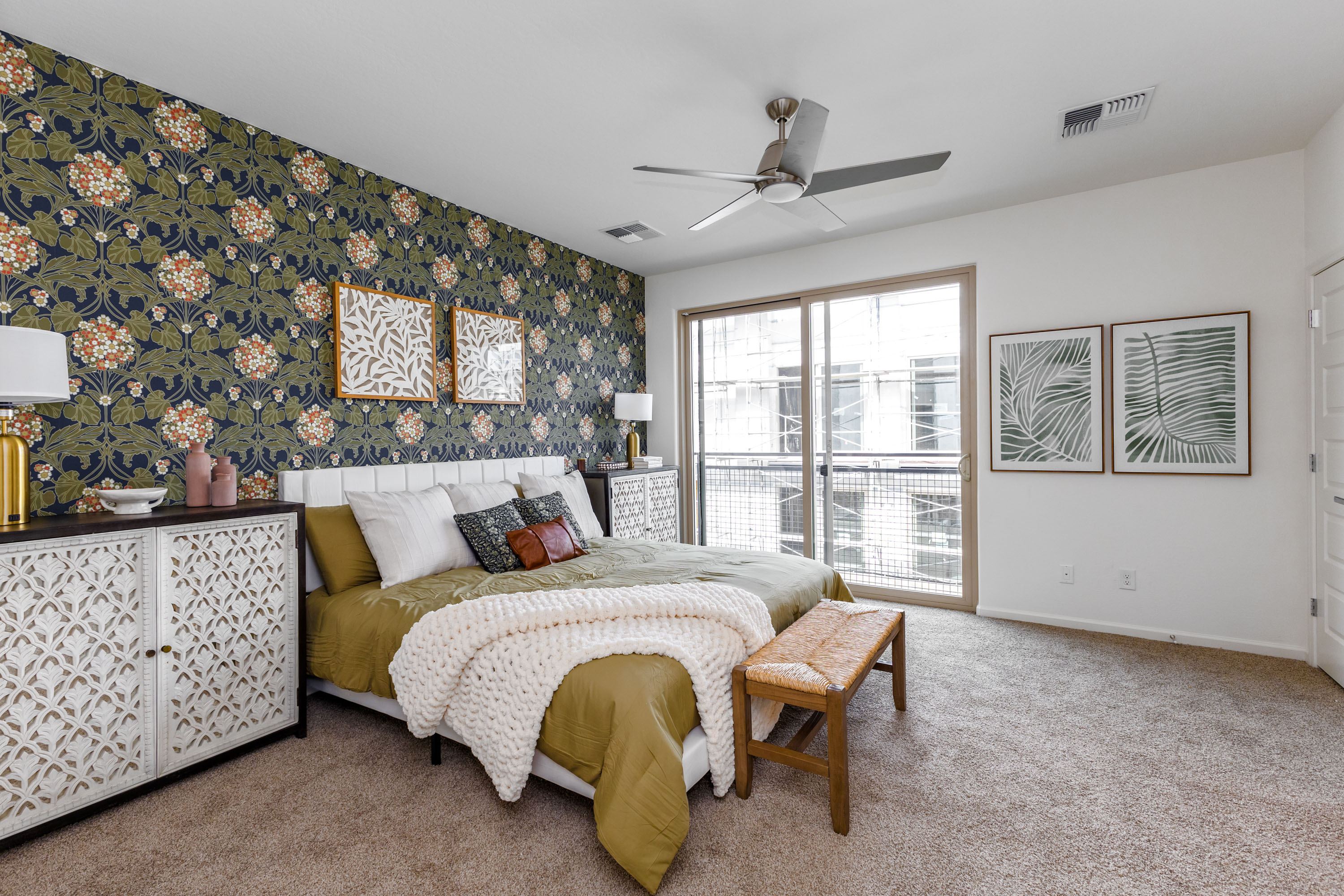 651 N Ironwood Dr Apache Junction, AZ 85120 photo 2